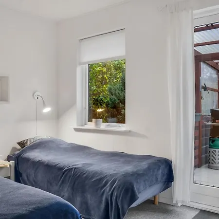 펜션 3 Bedroom Beautiful In