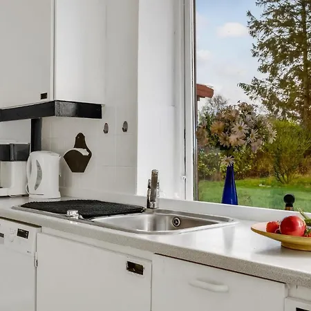 펜션 3 Bedroom Beautiful In Vesterborg
